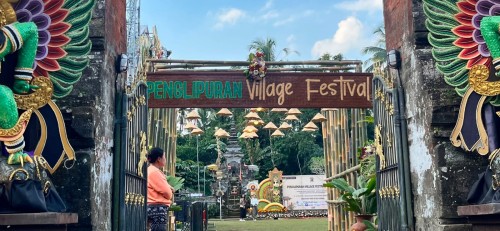 PENGLIPURAN VILLAGE FESTIVAL XIII DI DESA PENGLIPURAN