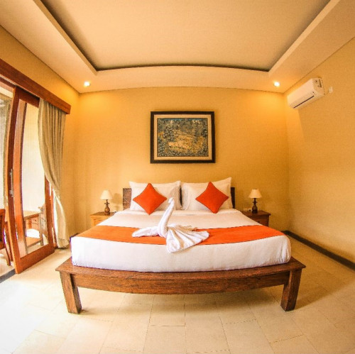 Cahyatika Guest House — home stay desa di Indonesia