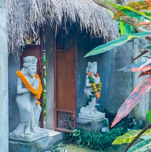 Teblin House — home stay desa di Indonesia
